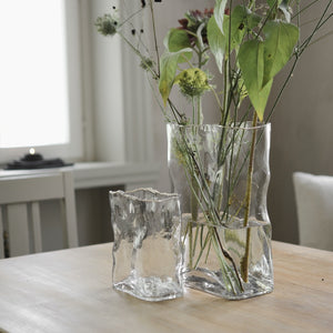 Glas Vase ...ab März 2024