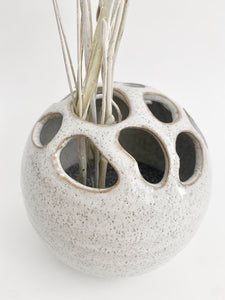 Keramik Vase m. Löcher